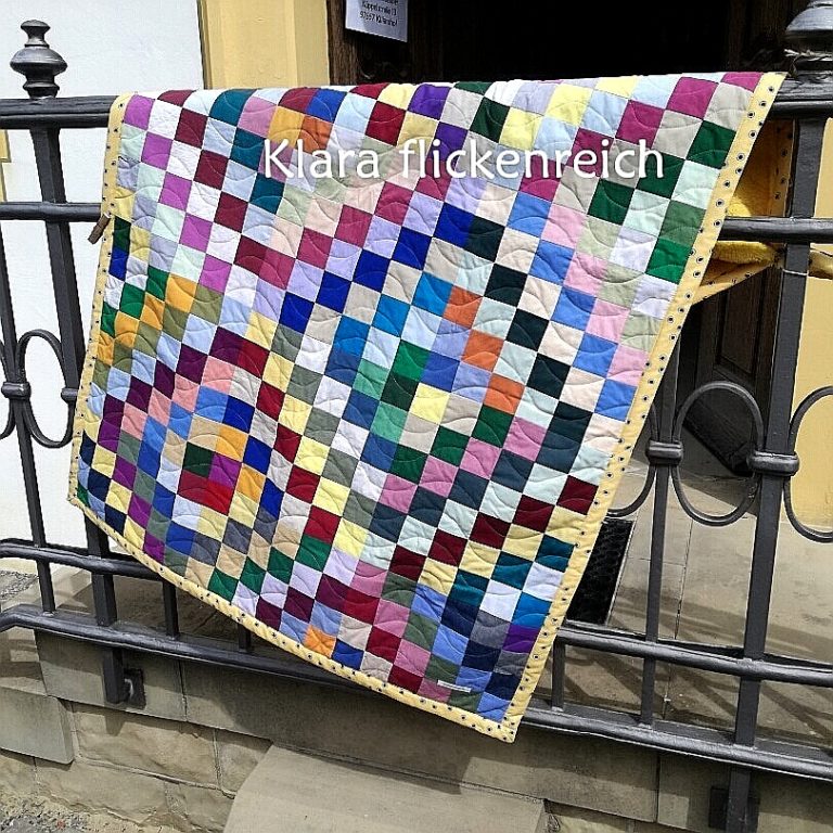 Bunter Quilt "Trip around the World"